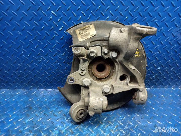 Кулак ступица задний правый Volvo S60