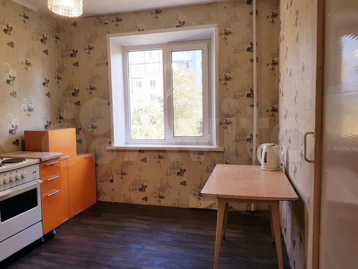 2-к. квартира, 50,8 м², 2/5 эт.