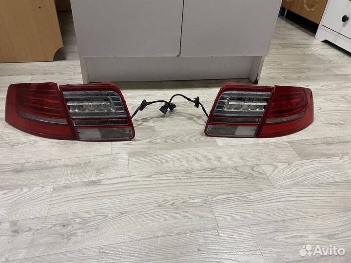 Фонарь задний audi a8 d3