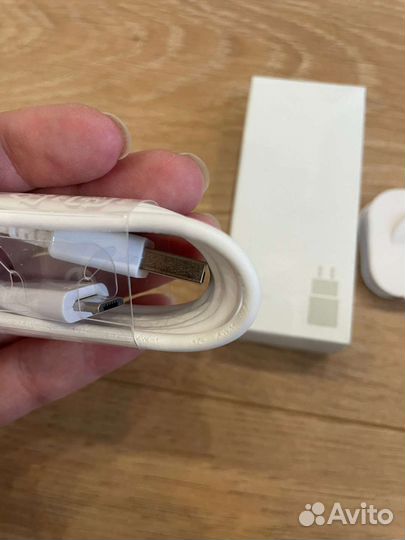 Зарядный блок с кабелем micro usb