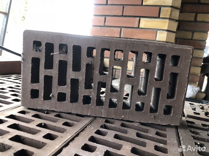 Кирпич облицовочный остатки