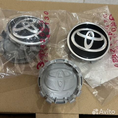Колпак колесного диска Toyota Camry
