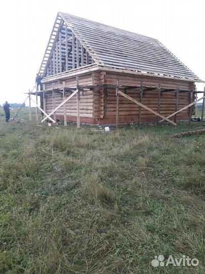 Бригада строителей
