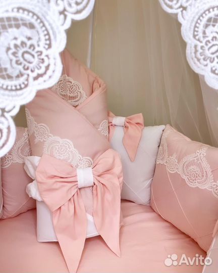 Комплекты, конверты на выписку для новорожденных