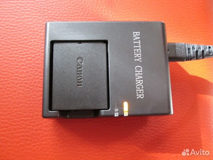 Зарядное устройство LC-E10C для canon