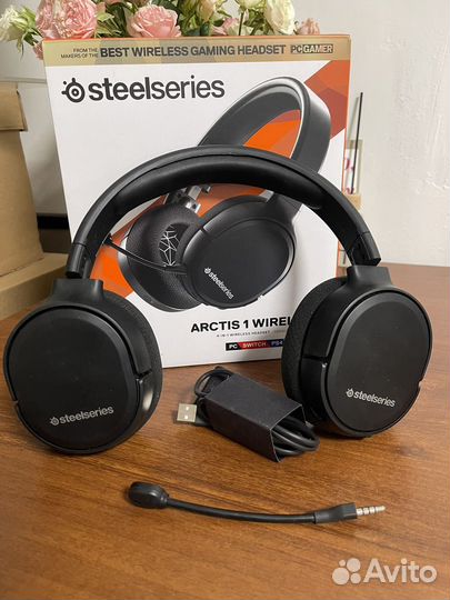 Наушники Steelseries Arctis 1 Wireless