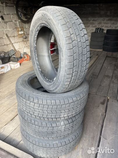 Dunlop DSX-2 215/60 R17 96