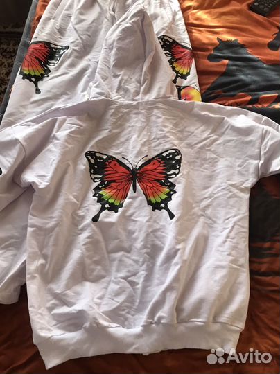 Костюм на весну- лето женский