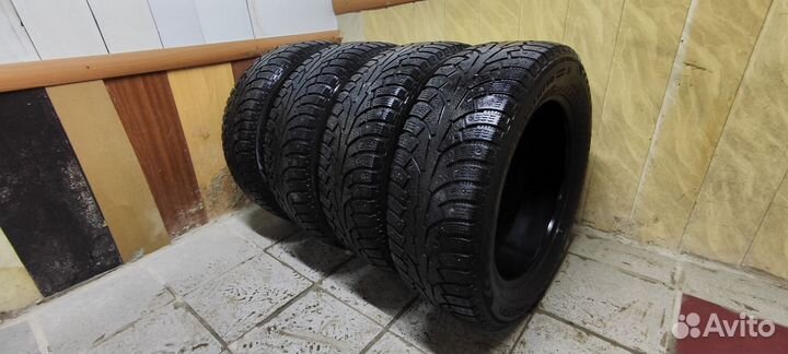 Nokian Tyres Hakkapeliitta 5 235/60 R18