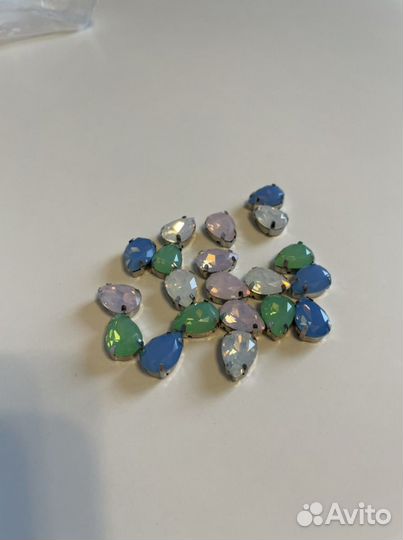 Бусины / стразы
