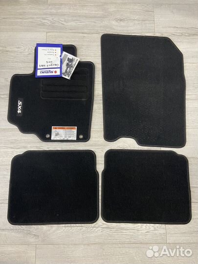 Оригинальные текстильные ковры Suzuki SX4 2