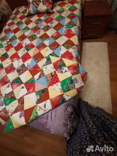Лоскутное одеяло и наволочка ручной работы