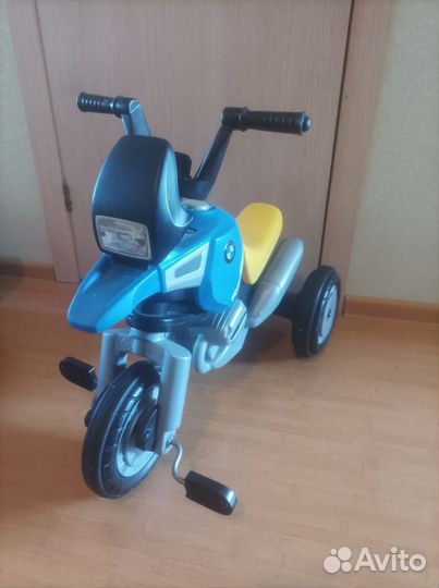 Детский трехколесный велосипед bmw