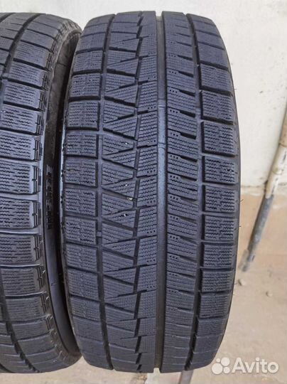 Bridgestone Blizzak Revo GZ 225/45 R18 91Q