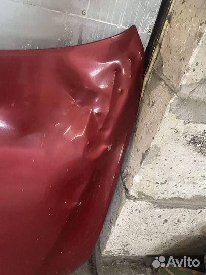 Капот на mitsubishi lancer 10