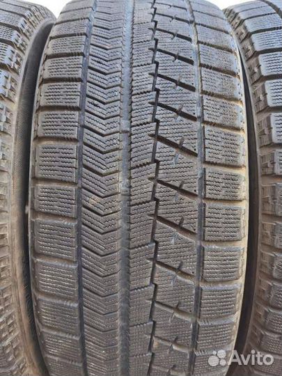 Bridgestone Blizzak VRX 205/50 R17 97Q