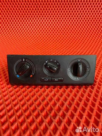 Блок управления печкой Skoda Fabia 5J2 cgpa 2013