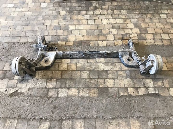 Балка подвески задняя Renault Symbol Clio K7JA700