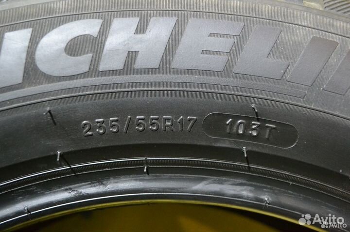 Michelin X-Ice North 3 235/55 R17