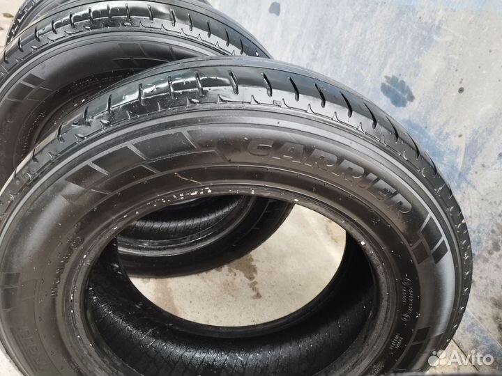 Pirelli Carrier 215/65 R16C 107