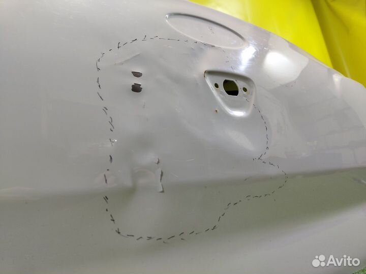 Крышка багажника LADA Granta 2011