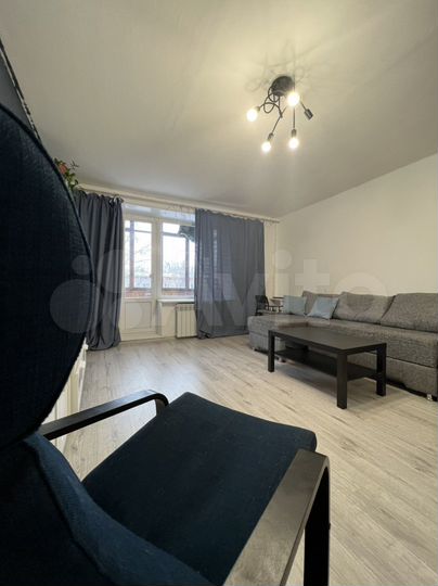 2-к. квартира, 51 м², 5/5 эт.
