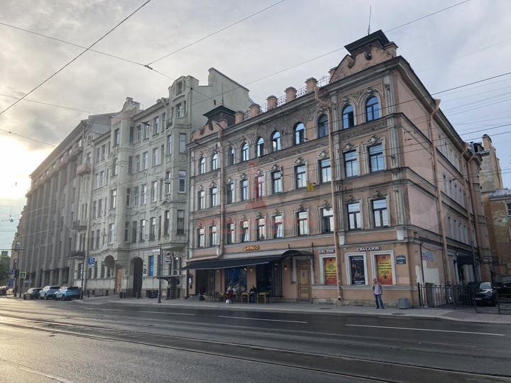 3-к. квартира, 67 м², 3/6 эт.