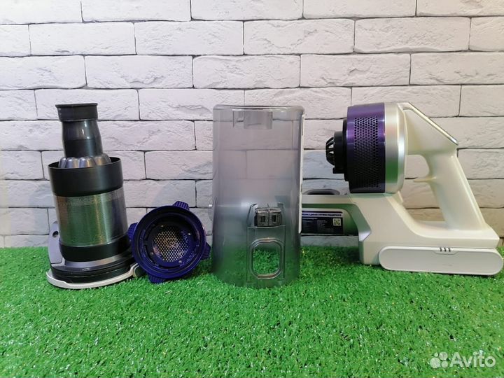 Пылесос ручной Samsung Jet 70 turbo VS15T7031R4/EV