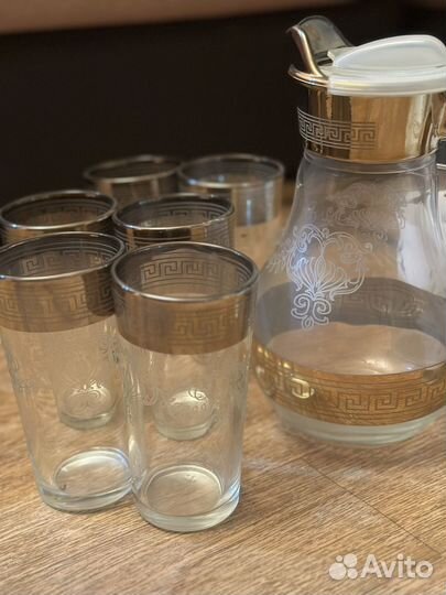 Набор кувшин и стаканы