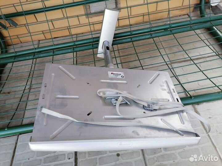 Телевизор+кронштейн