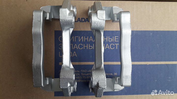 Скоба суппорта ваз 2112 R14 направляющая пара