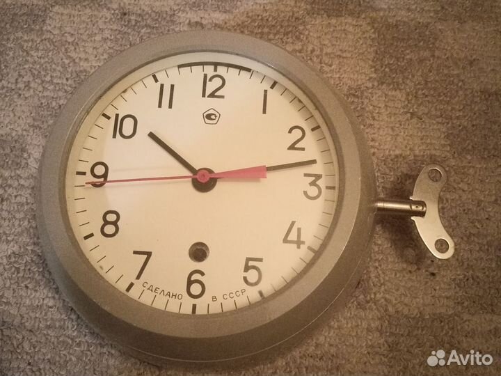 Часы судовые корабельные