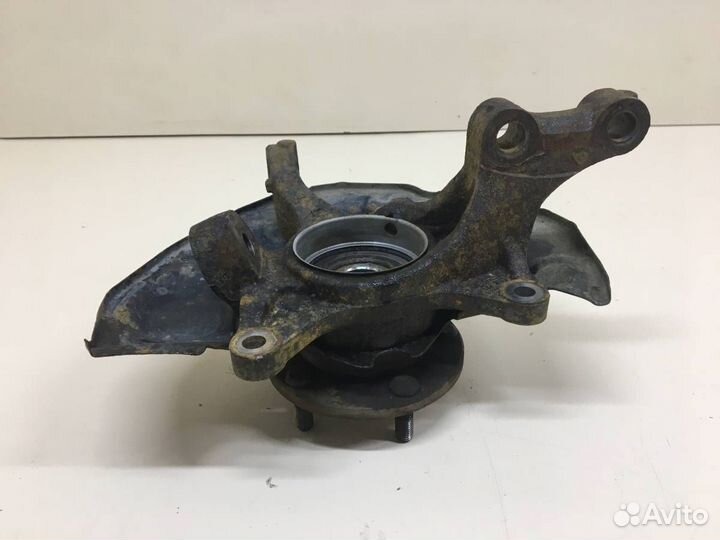 Кулак поворотный передний левый Toyota Camry V40 2