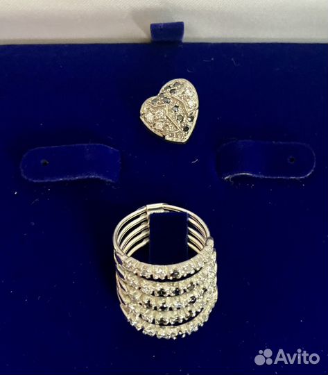 Комплект - серебряные кольцо и кулон - сердце