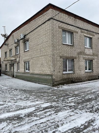 Производственно-административное здание, 1800 м²