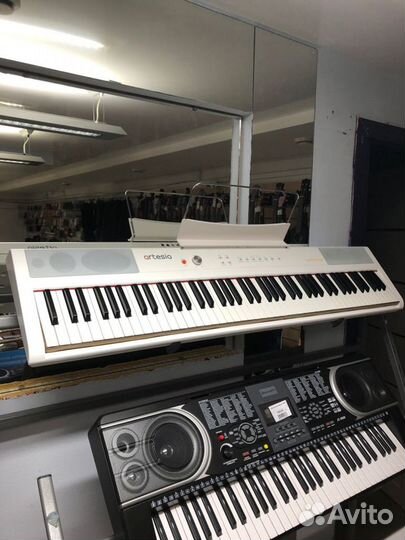 Пианино новое белое 88 клавиш Artesia