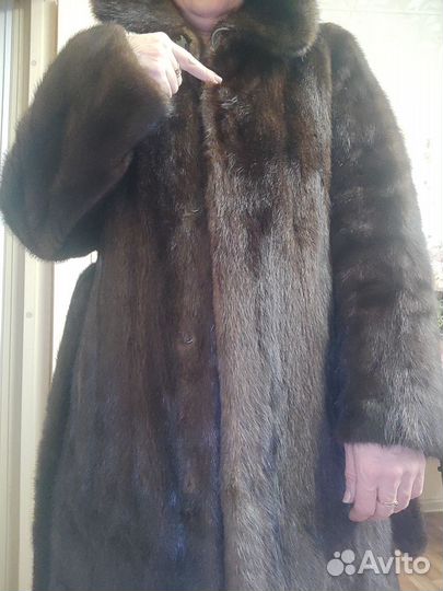 Шуба норковая орех 48 50