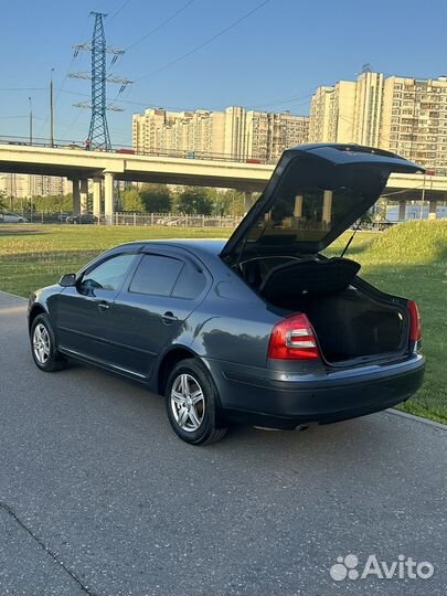 Skoda Octavia 1.6 AT, 2008, 271 000 км