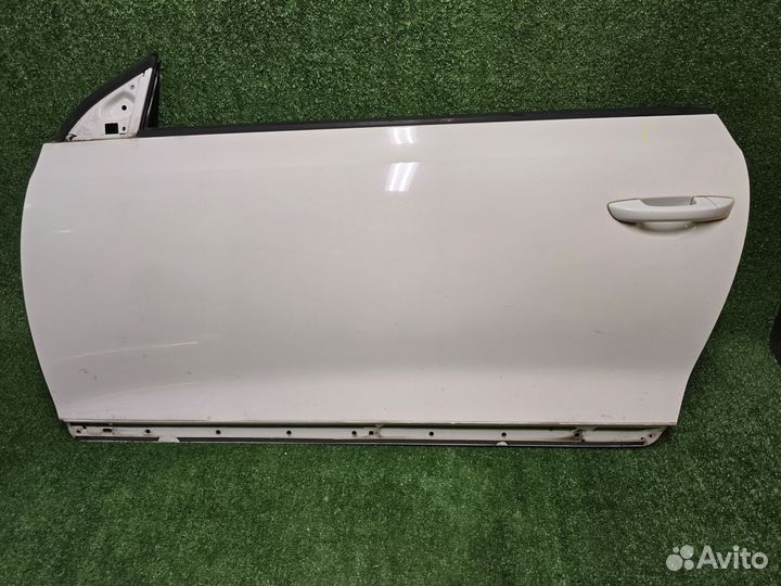 Дверь левая Volkswagen Scirocco белая