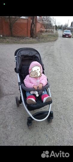 Прогулочная коляска