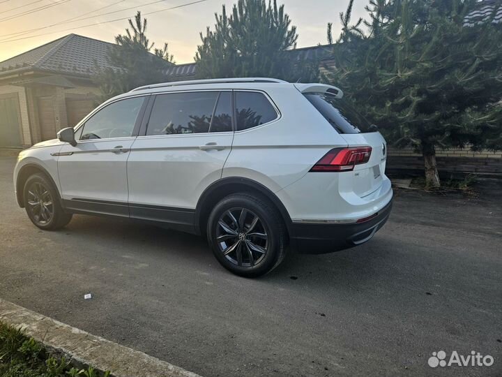 Volkswagen Tiguan 2.0 AMT, 2022, 4 000 км