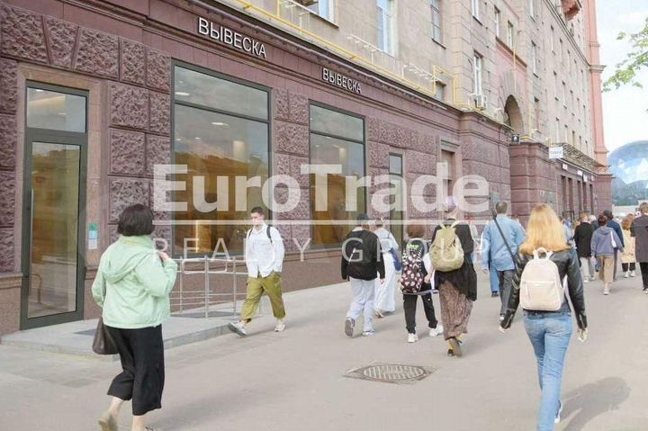 Сдам торговое помещение, 171 м²