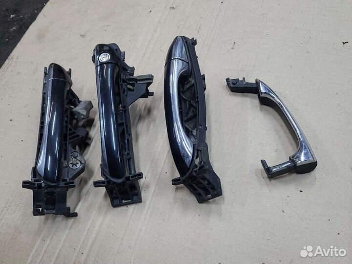 Ручка двери наружняя Mercedes w220 S-class