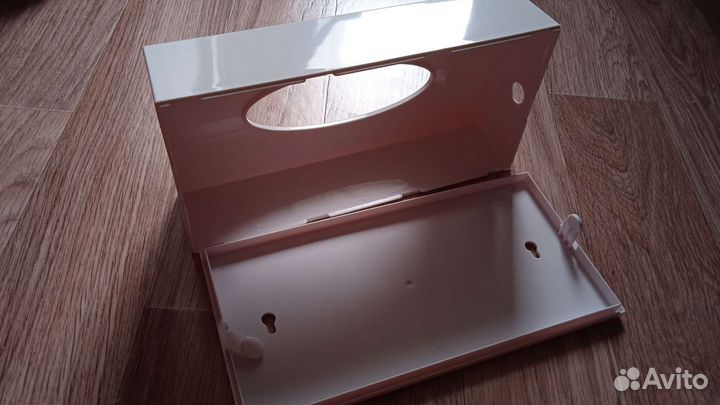 Контейнер для салфеток. настенный