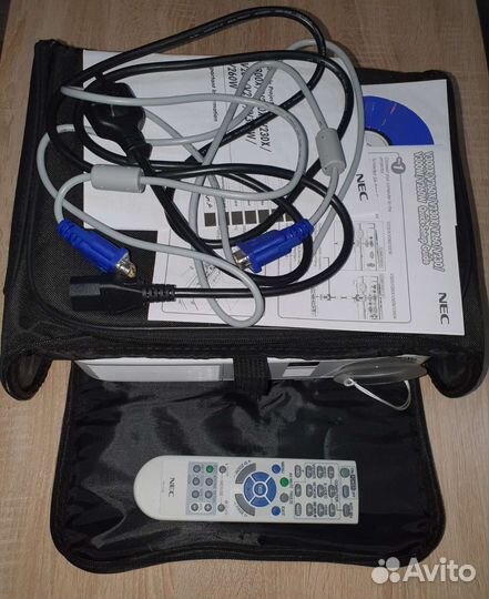 Проектор NEC v260x