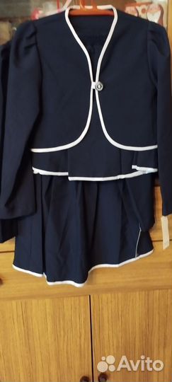 Костюм женский