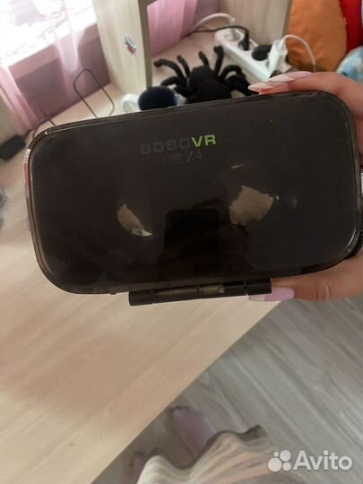 Очки виртуальной реальности для телефона