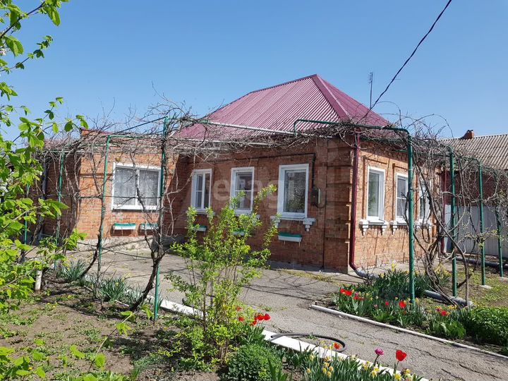 Дом 63 м² на участке 10 сот.