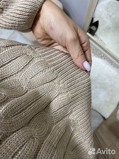 Свитер женский