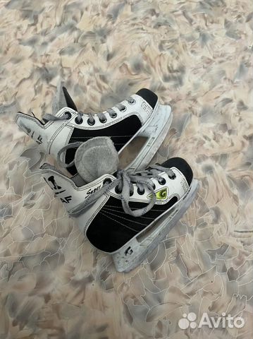 Коньки хоккейные